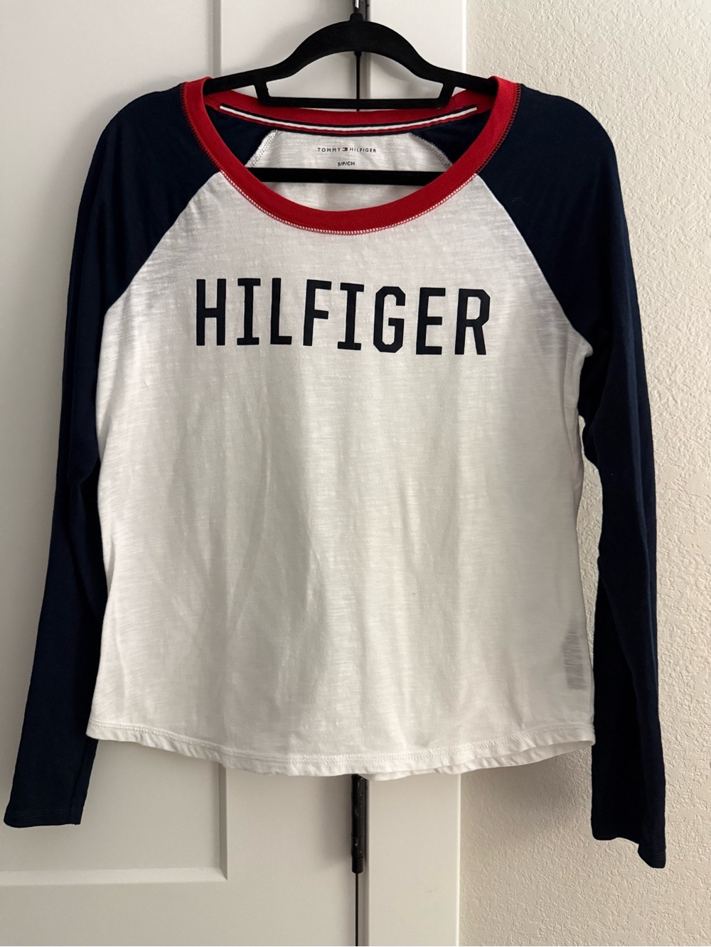 Tommy Hilfiger Women’s Raglan Long Sleeve Tee Shirt - Size S
